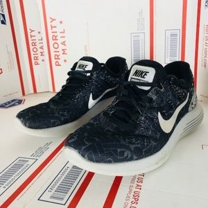 Nike Womens Lunarglide 8 Rostarr 878703-001 Sz 6.5